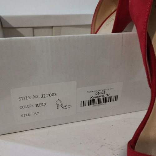 Red suede pumps size 37 new