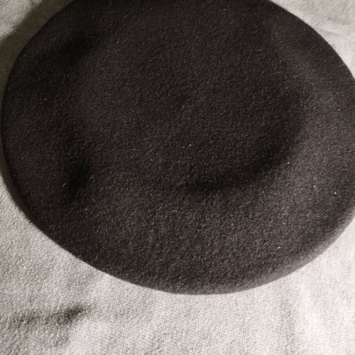 French beret dark blue like new, size M