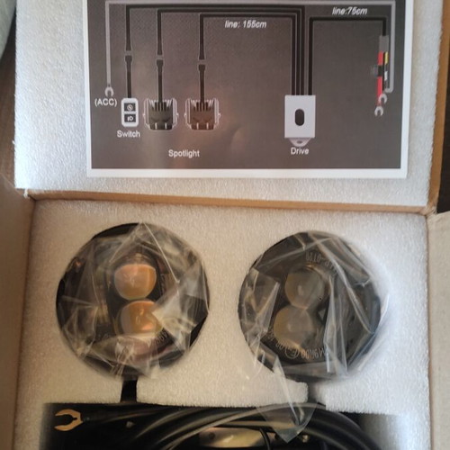 Motorcycle headlights 100 watt white and yellow 12-24 volt new