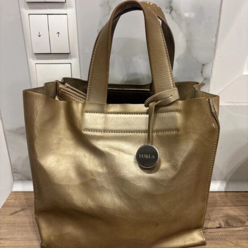Furla handbag used, gold, Italian leather, needs repainting