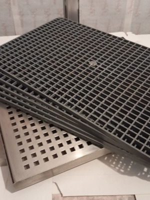 Στραγγιστήρια ποτηρίων και πιάτων σαν καινούργια, σετ 7 τεμαχίων, 2 ινοχ & 5 πλαστικά