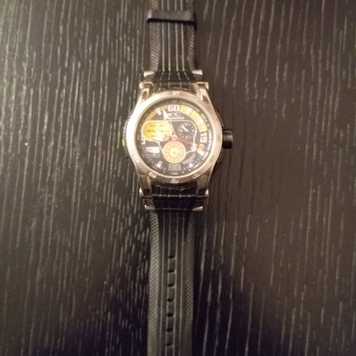 Chronotech men's watch used with black rubber strap, collectible Formula One Renault