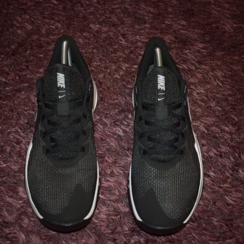 Nike Precision 5 sports shoes like new, size 45.5, black and white
