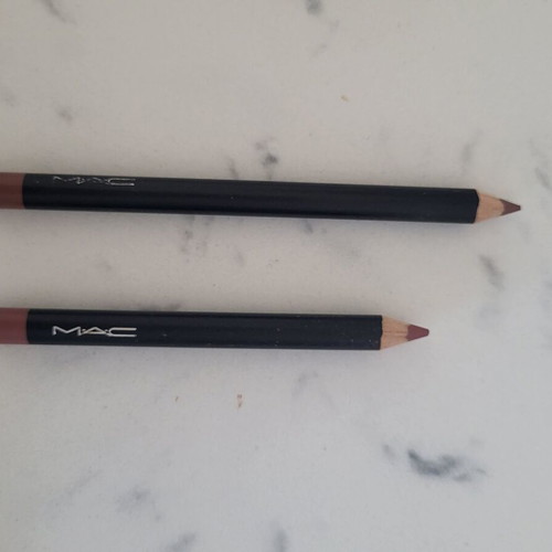 Mac lip liner Stripdown and Bodly Bare used