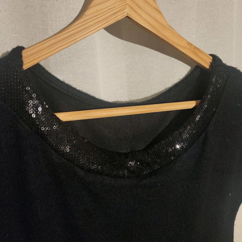 Dress with short sleeves used, black with subtle sequins