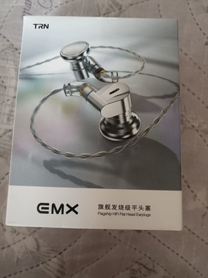 TRN EMX earbuds