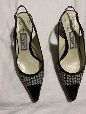 Vasilis Zoulias pumps leather and fabric like new, size 36.5, black and gray