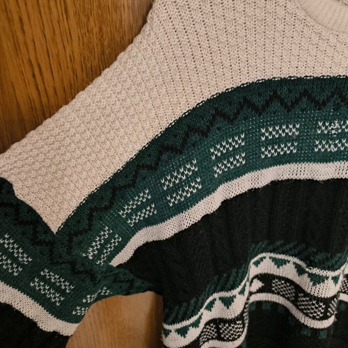 Knitted men's tricolor long-sleeve sweater used, size S-M