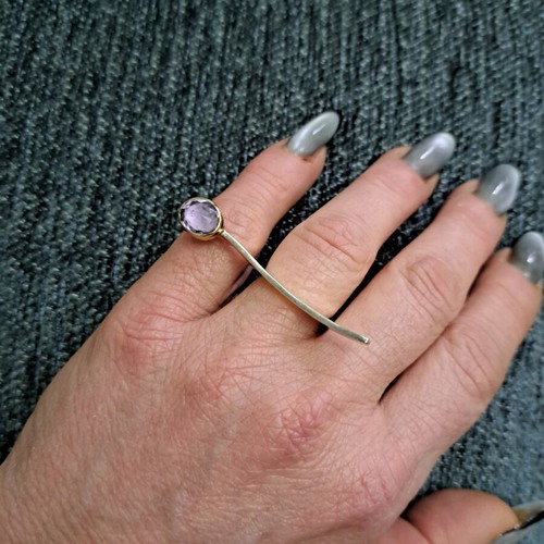 Silver ring with amethyst and gold-plated setting like new, organic design