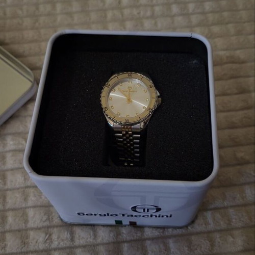 Sergio Tacchini wristwatch 40mm like new, water resistant