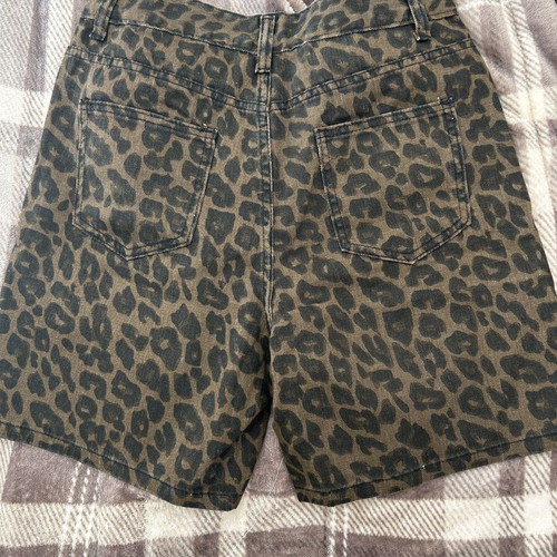 Leopard print shorts Shein like new, brown, sizes S and M