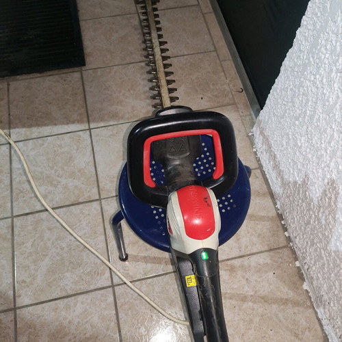 Sterwins Professional Hedge Trimmer used, 1.1m, 600W