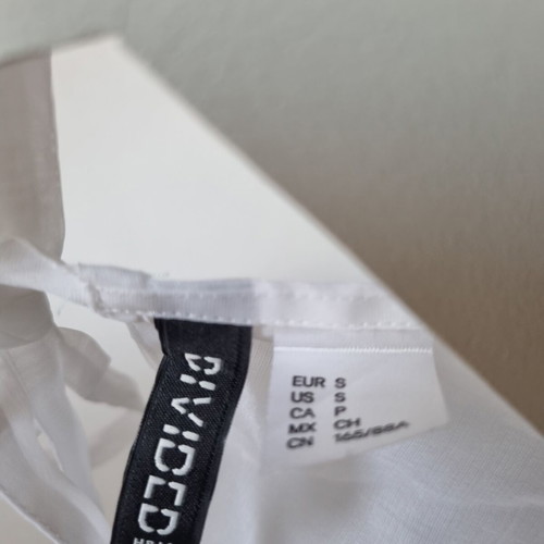 Τοπ από οργάντζα H&M μεταχειρισμένο, μέγεθος S, λευκό, φουσκωτό μανίκι