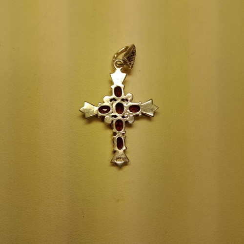 Silver cross 925 handmade with garnet and marcasite stones like new