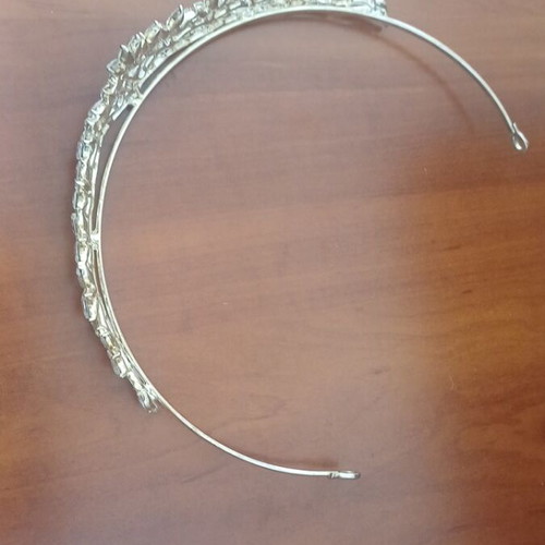 Bridal tiara hair accessory new