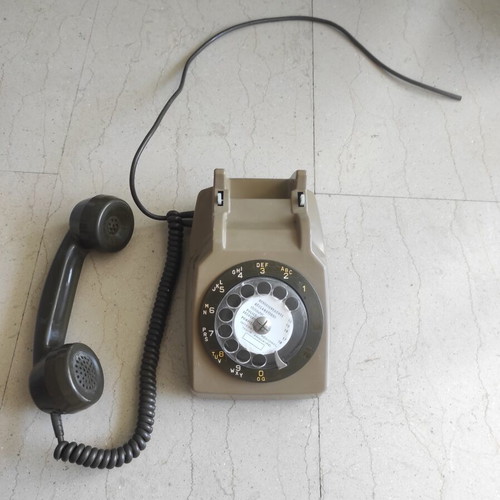 Telephone from the 1980s used, green wired