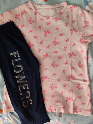 Girls' clothing set used, age 4-6 years