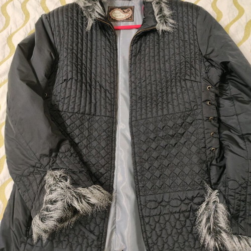 Rene Dehry black mid-length jacket like new with quilted design and faux fur