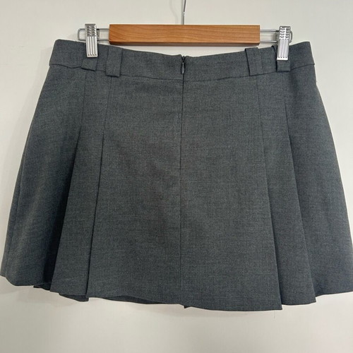 Zara skirt shorts like new, size L with back zipper