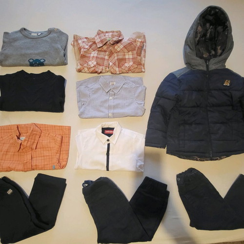 Clothing pack for 2-year-old boy like new with Mexx jacket