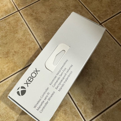 Xbox Robot White Wireless Controller for Xbox Series X, S, One, iOS, Android, PC