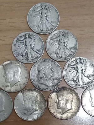 USA 10 x 1/2 $ silver used 125gr. 900 composition