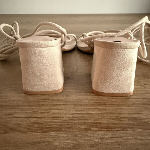Sandals used, size 37, 7 cm heel, beige