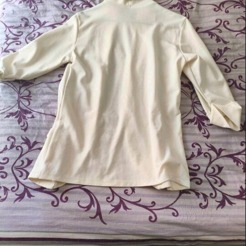 White minimal blazer like new, basic elegant style