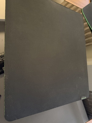 Razer Gigantus V2 Strider Large gaming mousepad like new