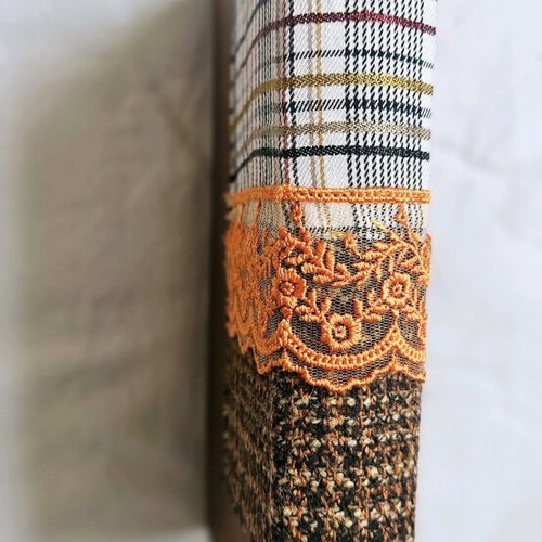 Refurbished book To Kane-Oti-Theleis with stones and 92 pages