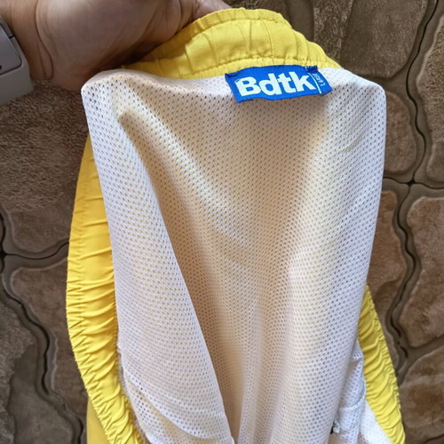 Bdtk men's swim shorts like new, yellow, size L