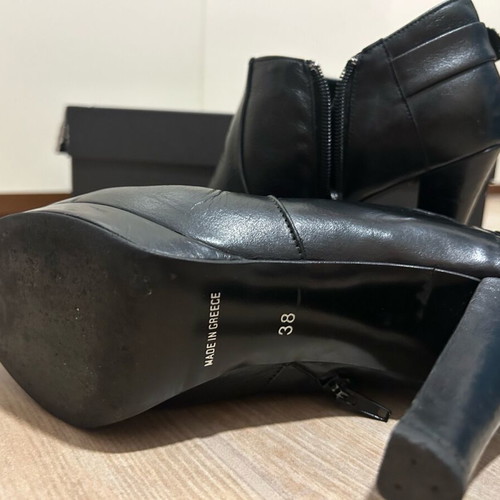 Tamaris Black Ankle Boots Used Size 38