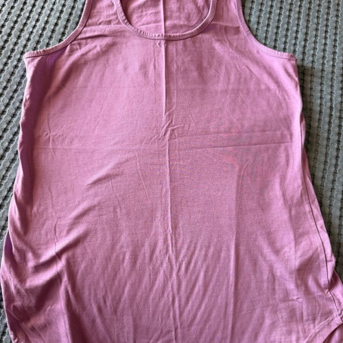 BAYA cotton sports top purple like new, one size