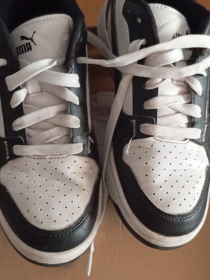 Puma shoes athletic used, size 38, black and white