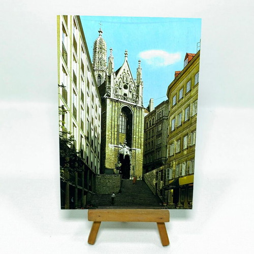 Vintage Vienna Postcards set of 6 mint condition
