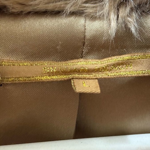 Silvian Heach faux fur vest like new, size Large, beige