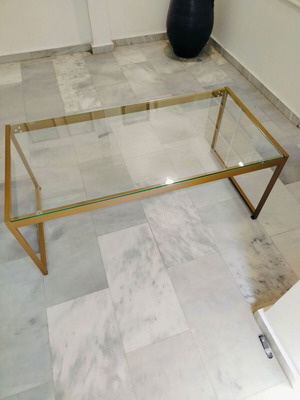 Rectangular coffee table gold like new 110x46.5x52.5 cm