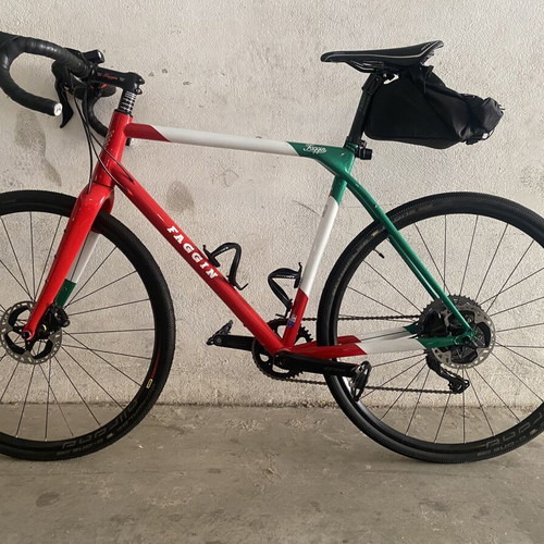 Faggin Mula Gravel bike like new, carbon fork, disc brakes, 29 inch