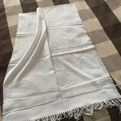 White Element scarf new with soft texture and fringes