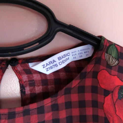 Zara oversized shirt like new, burgundy checkered with poppies