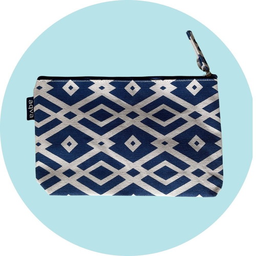 AQVA SUMMER CLUTCH / TOILETRY BAG