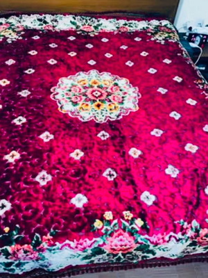 Velvet vintage quilt like new