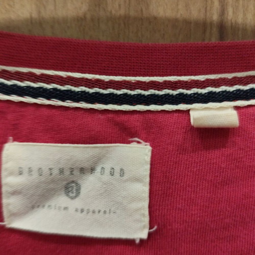 Brotherhood t-shirt size M, burgundy cotton