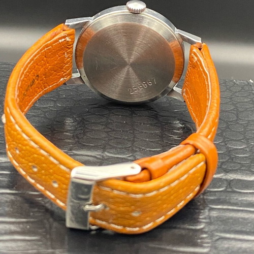 Vintage mechanical watch Pobeda Democracy Soviet like new
