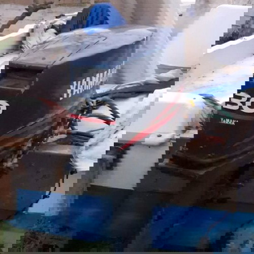 Σκάφος Αργοέλλας 4.50×1.80 σαν καινούργιο με GPS 421 Carmin και βυθόμετρο Garmin