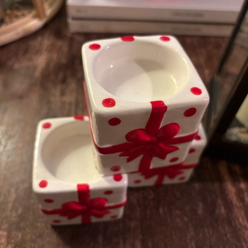 Christmas lantern and tealight holders like new
