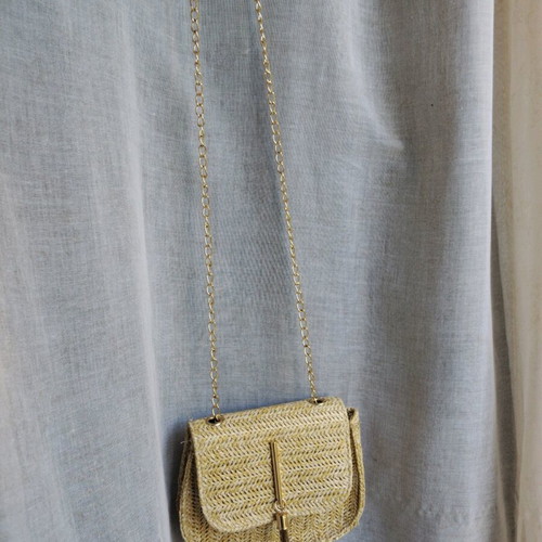 Straw crossbody bag like new, beige and gold