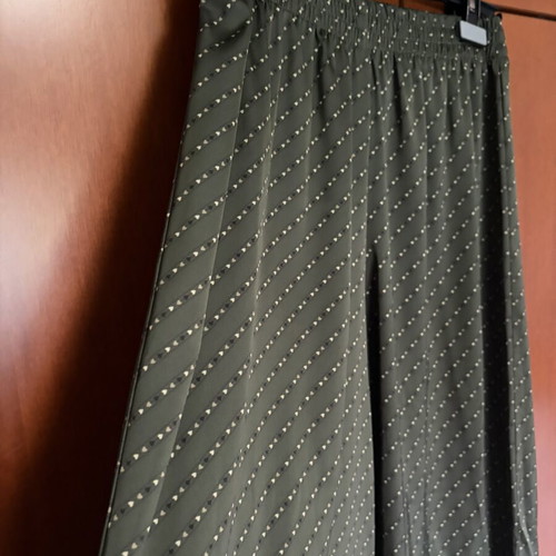 Hemithea wide satin pants small medium like new