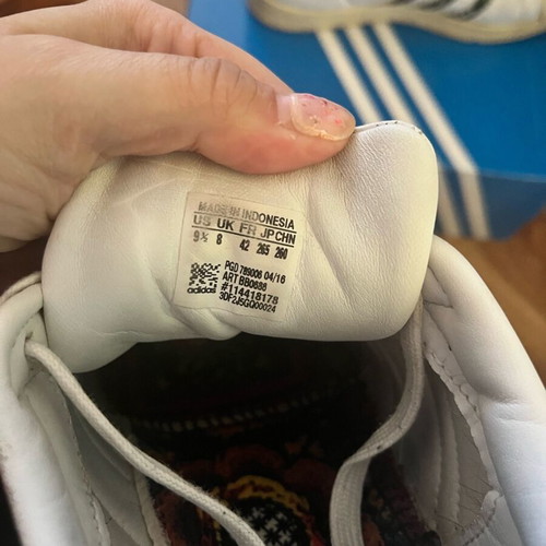 Adidas Superstar athletic shoes used, - 10,00 - Vendora.cy Adidas Superstar athletic shoes used, - 10,00 - Vendora.cy