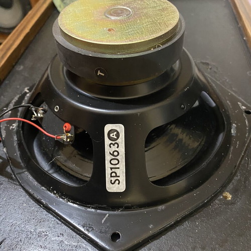 Vintage KEF Kit speakers used, B200 SP1063 woofer, T27 SP1032 tweeter